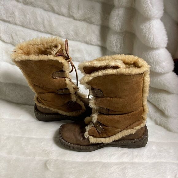 Born Brown leather lace up boots with shearling lining rubber soles size… - Picture 8 of 12